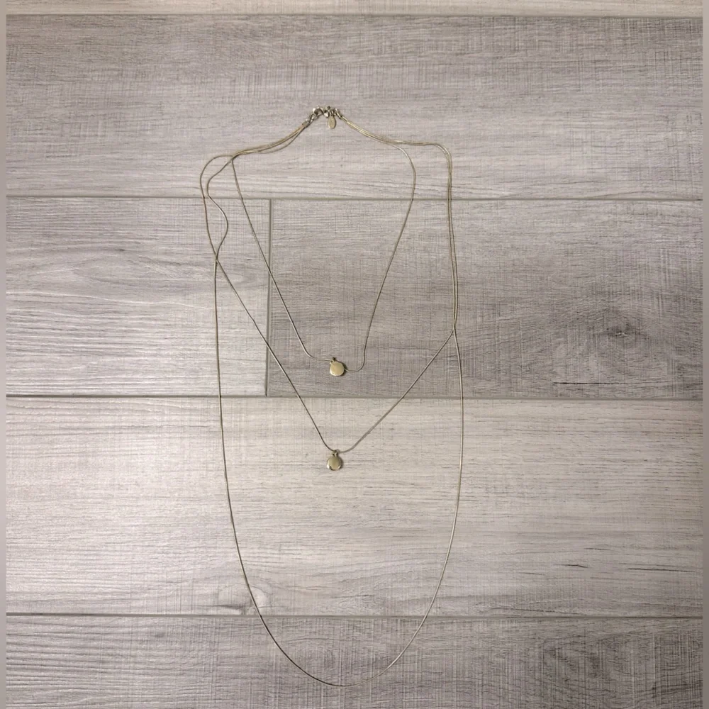 Express three tiered gold statement necklace - Picture 3 of 4